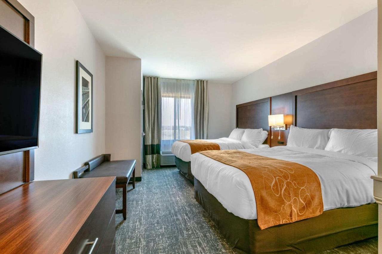 Comfort Suites North Тупело Екстериор снимка